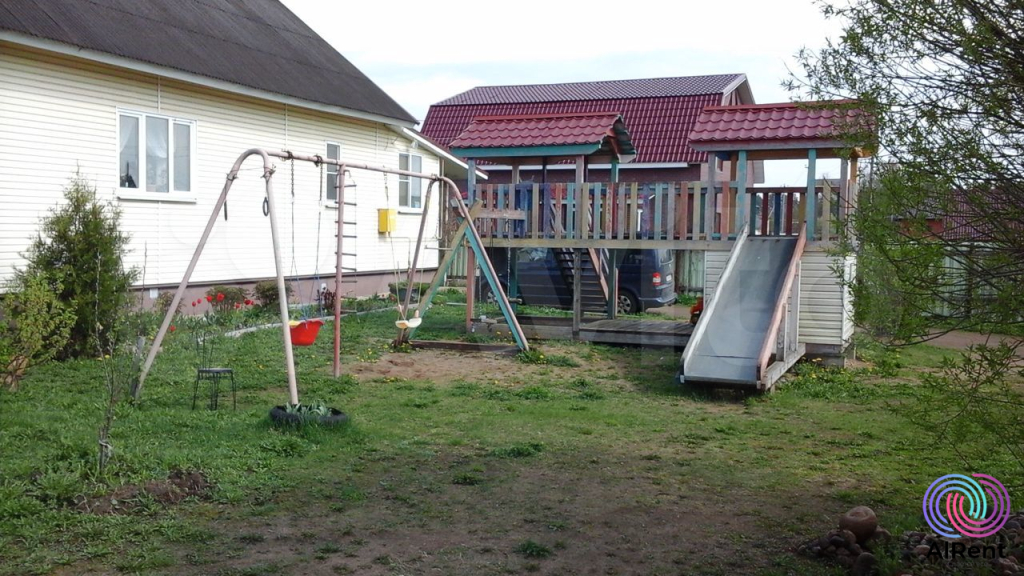 Дом 250 м² на участке 10 сот.