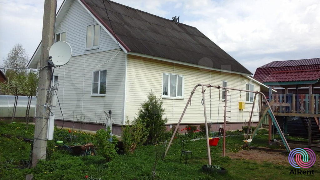 Дом 250 м² на участке 10 сот.