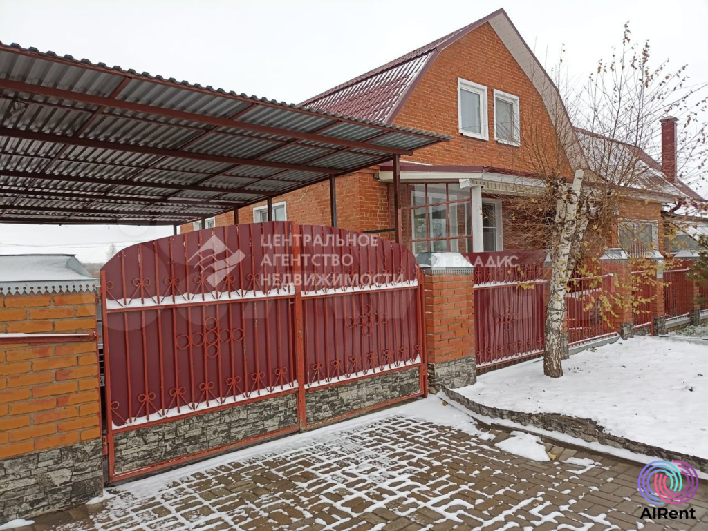 Дом 300 м² на участке 25 сот.